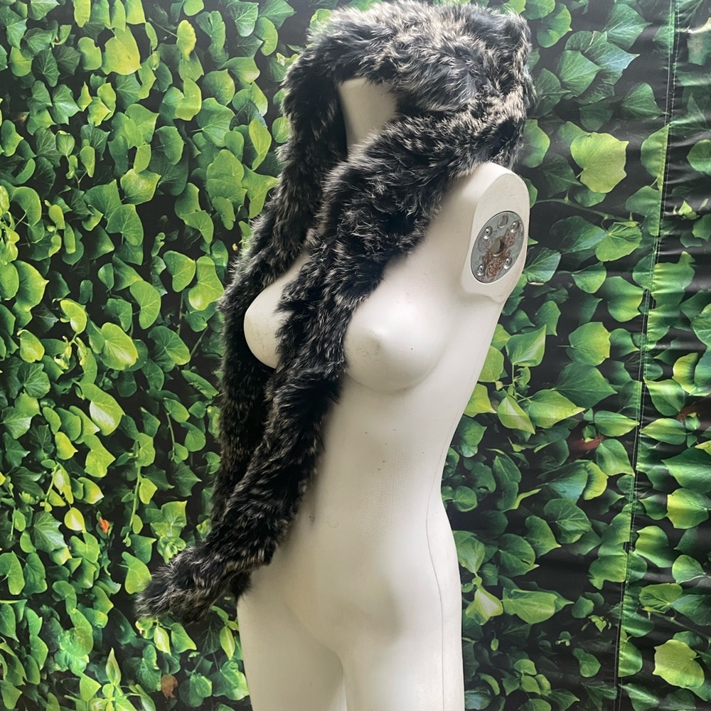 FRR CANADA Winter Real Dyed Grey Fox Hat w Long Tassels 32” Vintage Read One Sz